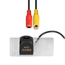 Автомобільна камера заднього виду Volkswagen Touareg Passat Jetta 2011+ Golf 2013+ Skoda Superb 2013+ (3863)