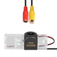 Автомобільна камера заднього виду Volkswagen Golf VI Passat B7 CC Phaeton 11-16 Polo 09-14 Skoda Superb 08-15 (4057)