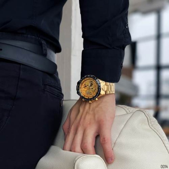 Winner 8067 Gold-Black-Gold Red Cristal