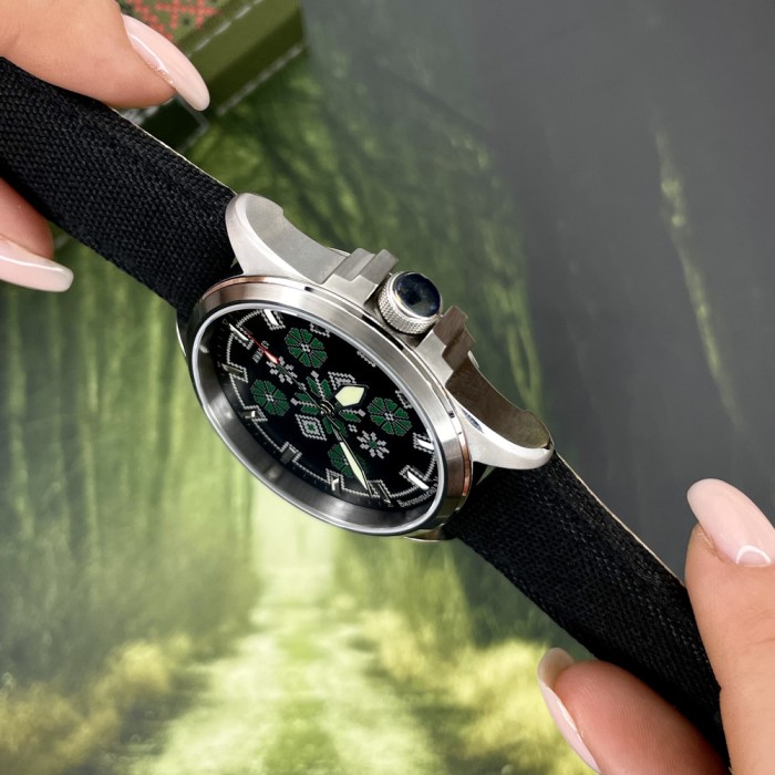 Awarder Embroidery Silver-Green Black Battery 10ATM