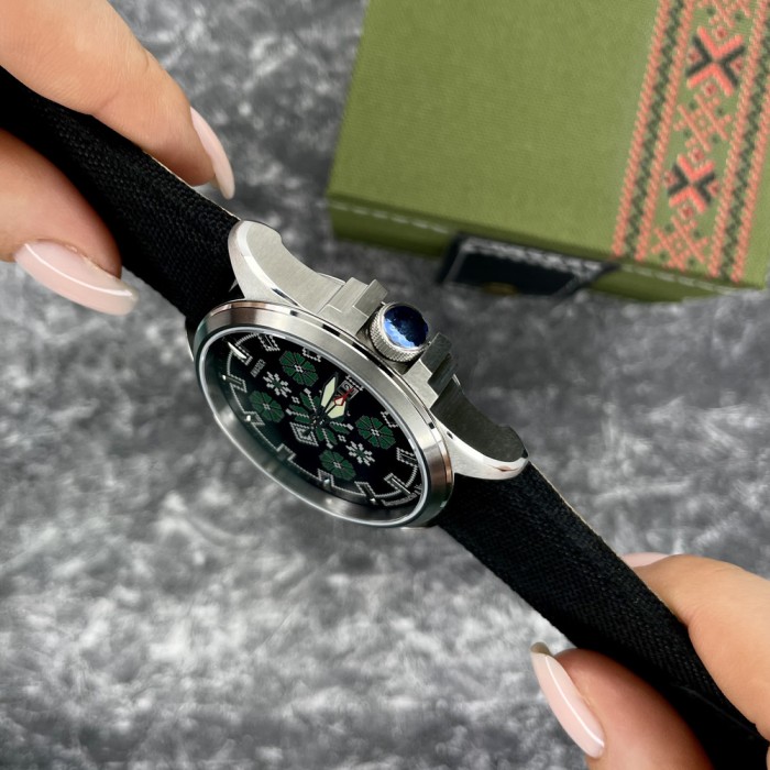Awarder Embroidery Silver-Green Black Automatic 10ATM