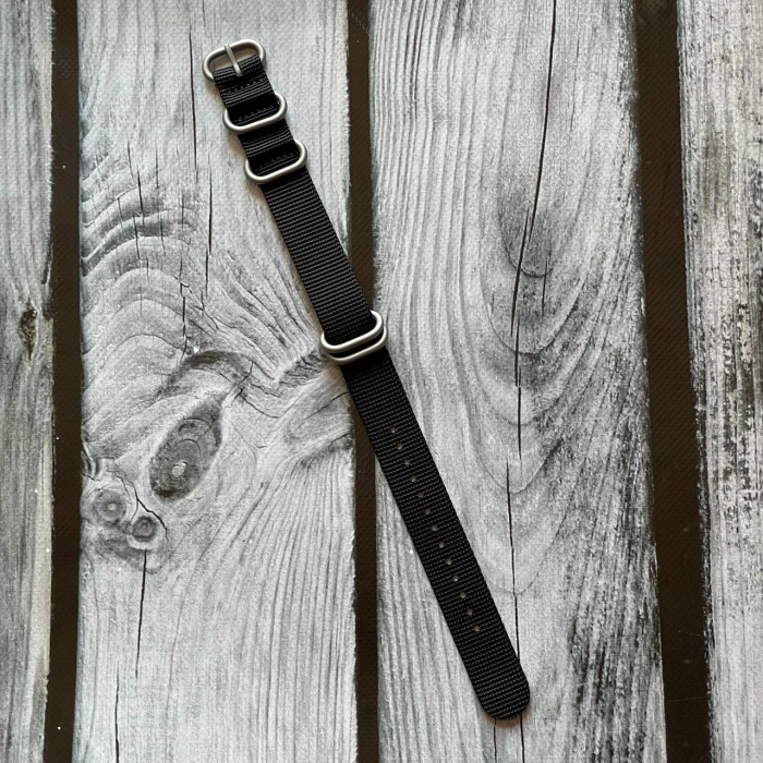 Ремешок Nato Black 20 мм