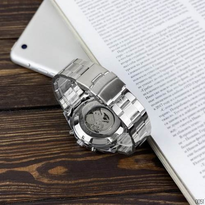 Годинник Winner 8042 Silver-Black-White: Стиль та Надійність