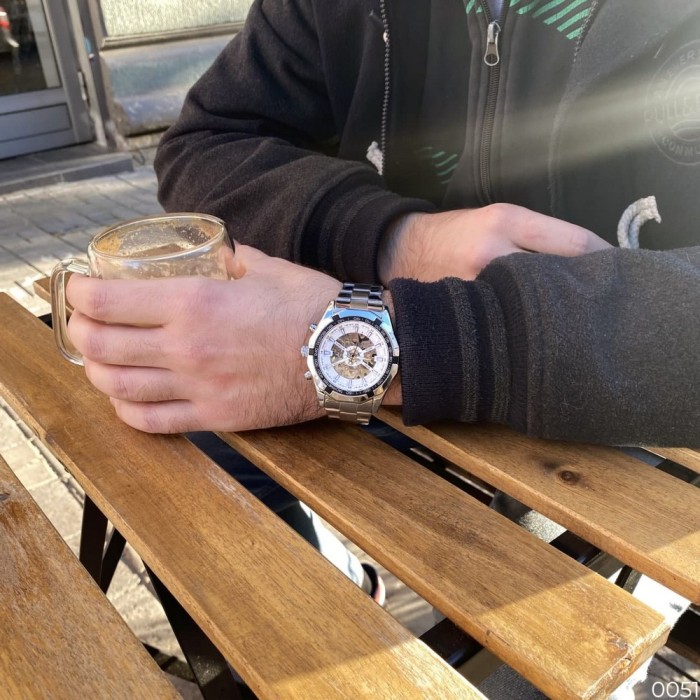 Годинник Winner 8042 Silver-Black-White: Стиль та Надійність