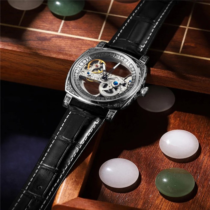 Годинник Forsining 8263 Silver – стиль та функціональність