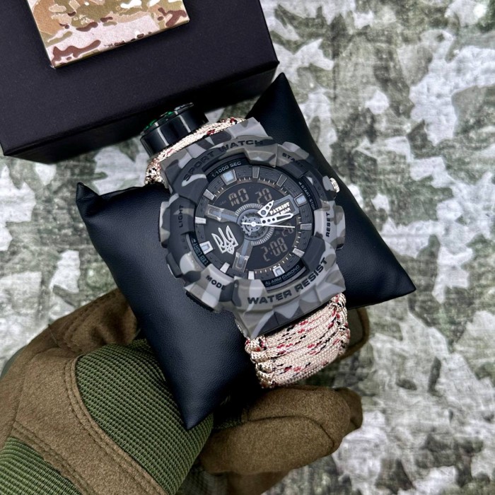 Patriot 005 Тризуб срібло Сірий камуфляж Паракордовий ремінець Desert Camo + Короб
